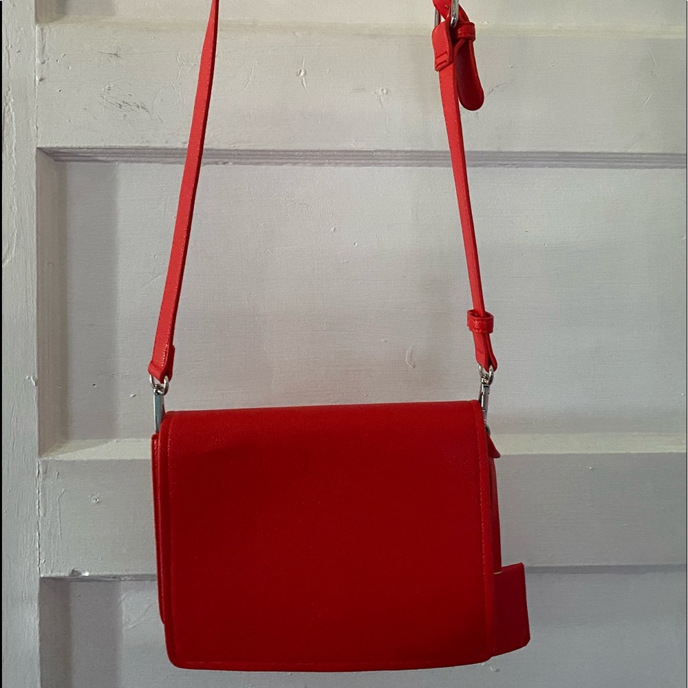 Forever 21 shoulder bag